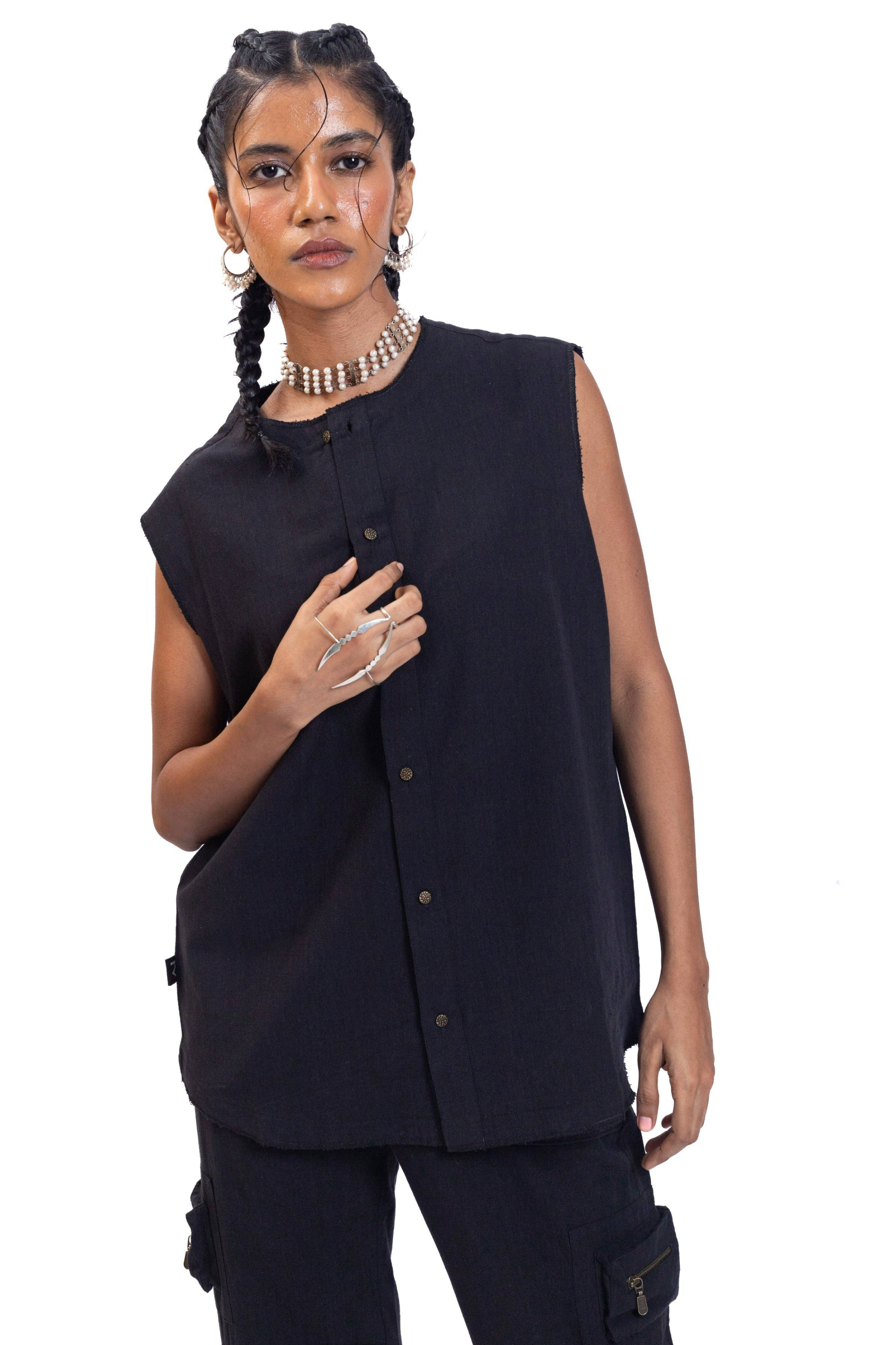 Black handwoven organic cotton vest