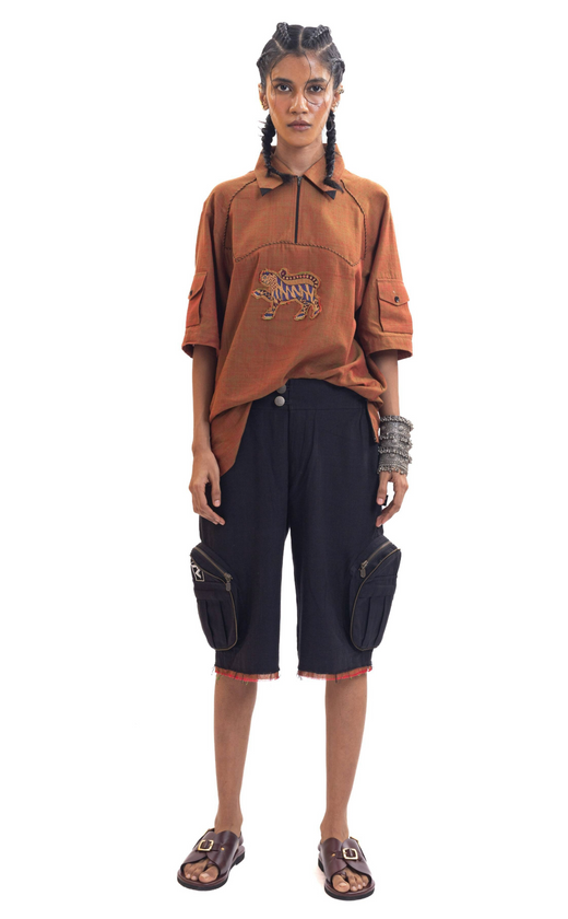 Lion patch handwoven quarter-zip unisex shirt