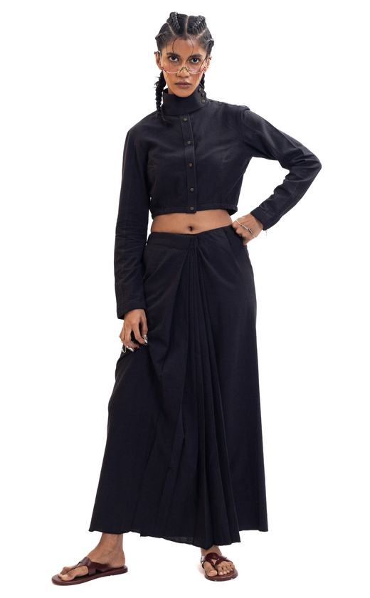 Black handwoven unisex saree skirt