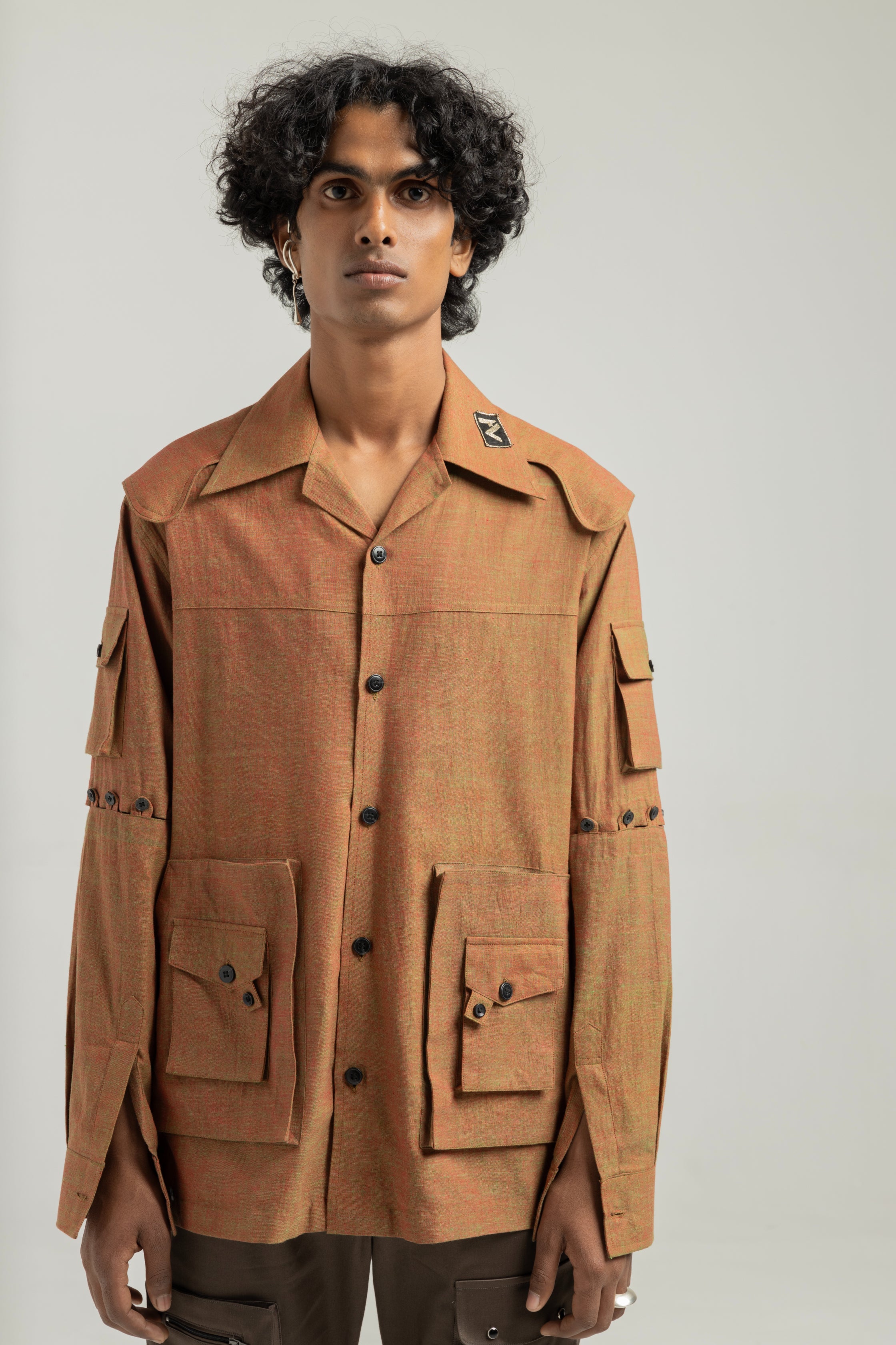 Dhup-Chav Detachable Sleeve Shirt