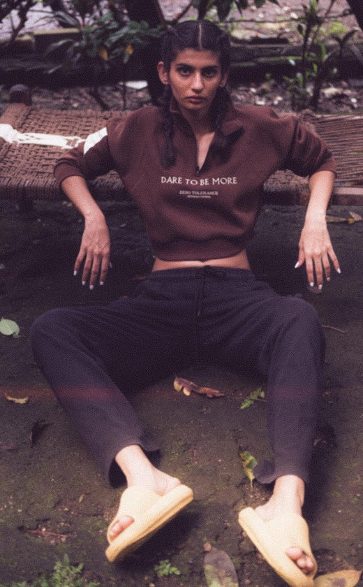 STREET QUEEN CROPPED TOP